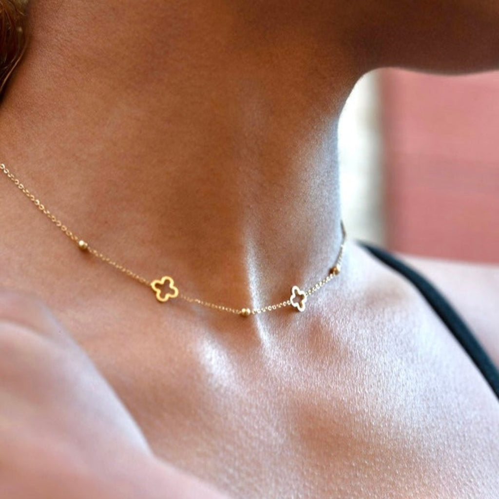 WATERPROOF GOLD CLOVER NECKLACE